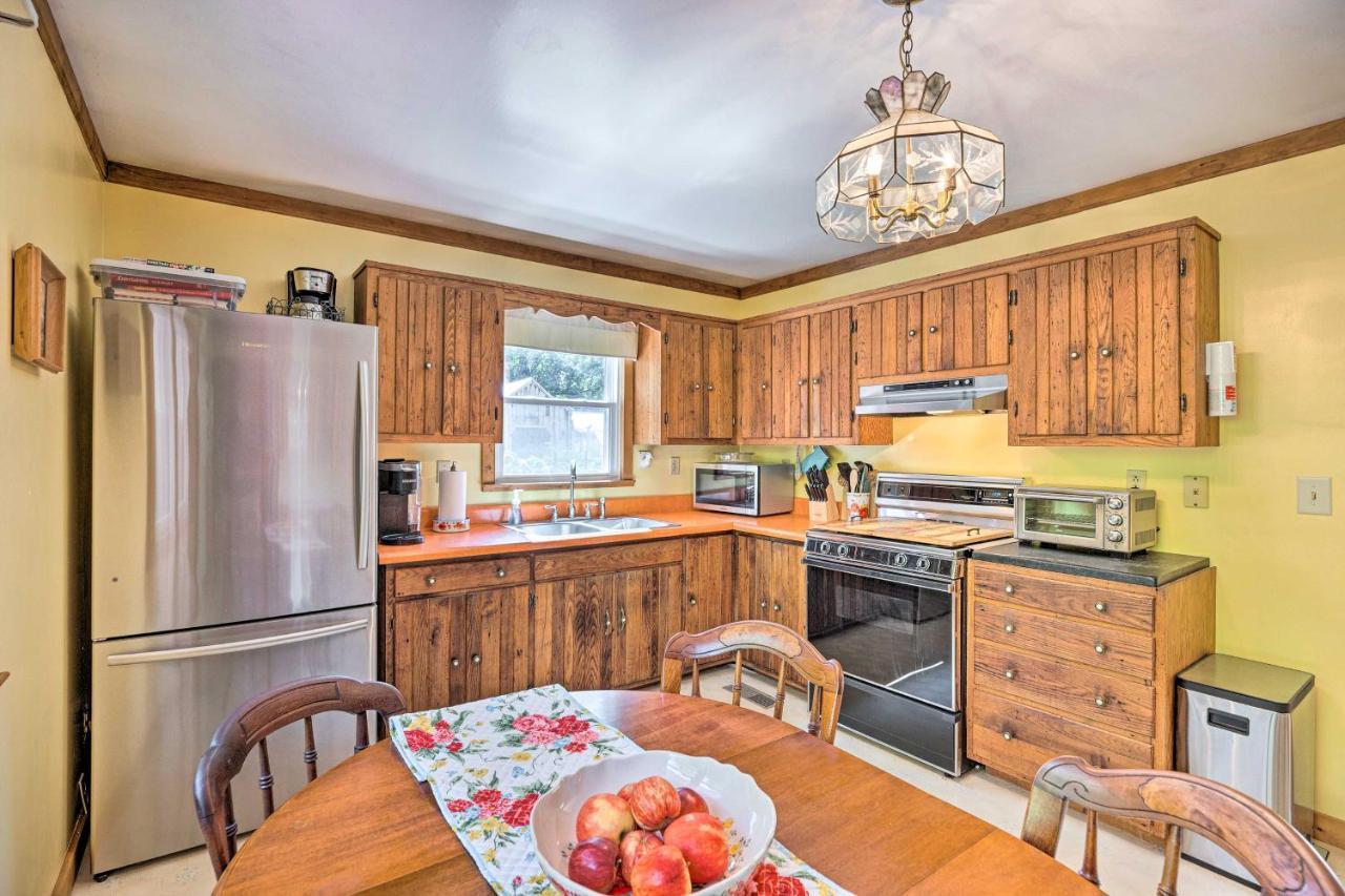 Charming Cottage Less Than 10 Mi To Wineries And Skiing! Nellysford Buitenkant foto